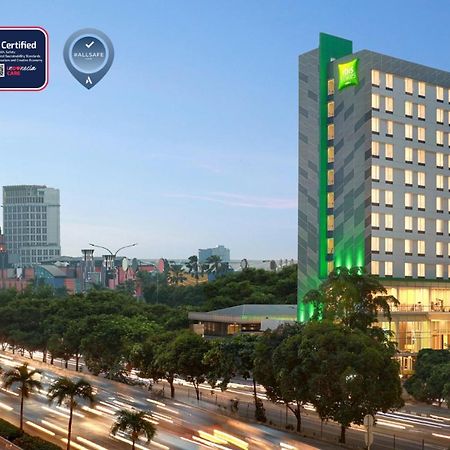 Ibis Styles Jakarta Simatupang Exterior foto