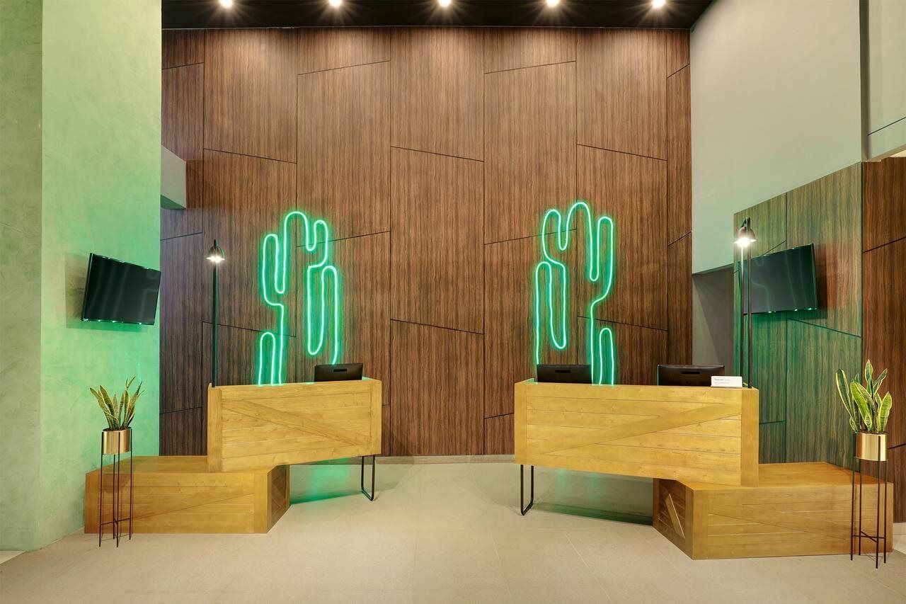 Ibis Styles Jakarta Simatupang Exterior foto